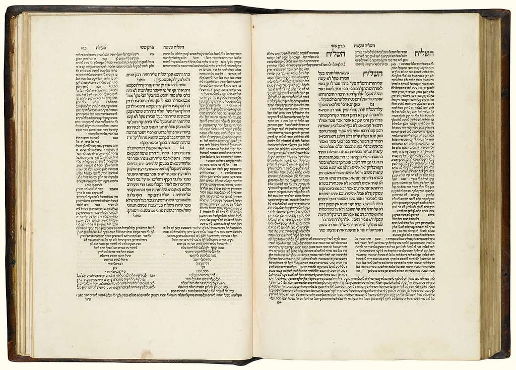 Página del Talmud impresa en 1519 en la imprenta de Daniel Bomberg